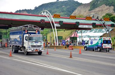 Condonan el 50% de valores por rodaje provincial, en Manabí