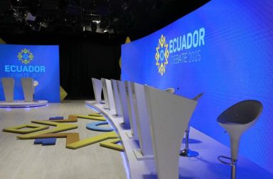 debate presidencial elecciones ecuador 2025