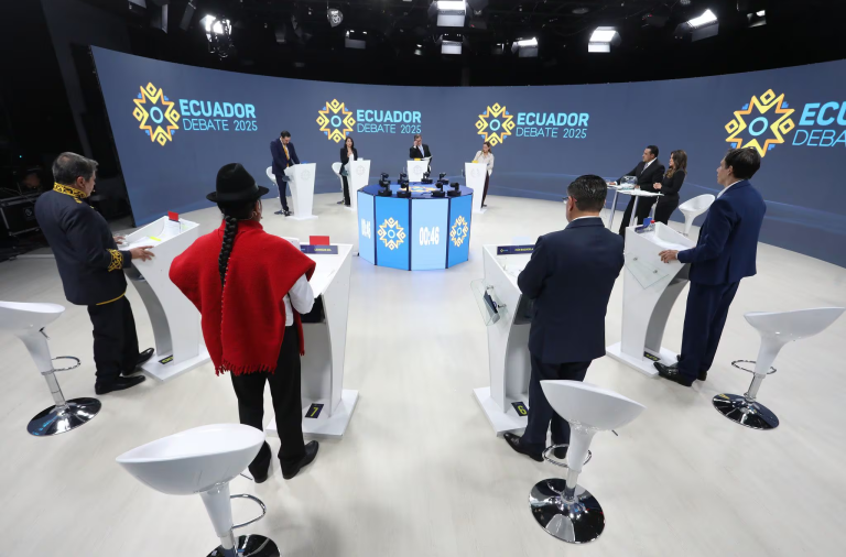 debate presidencial Ecuador 2025