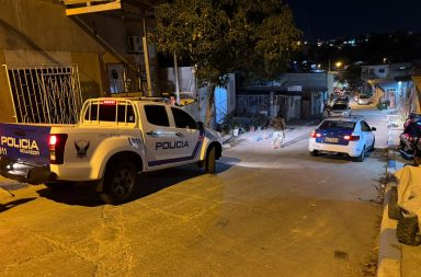 En el barrio Abdón Calderón, de Manta, sicarios ingresaron a una vivienda y dispararon en reiteradas ocasiones contra un hombre.