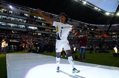 Liga de Quito, actual campeón del fútbol ecuatoriano realizó la presentación de su plantilla para la temporada 2025.