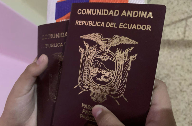 pasaporte ecuador nuevo método