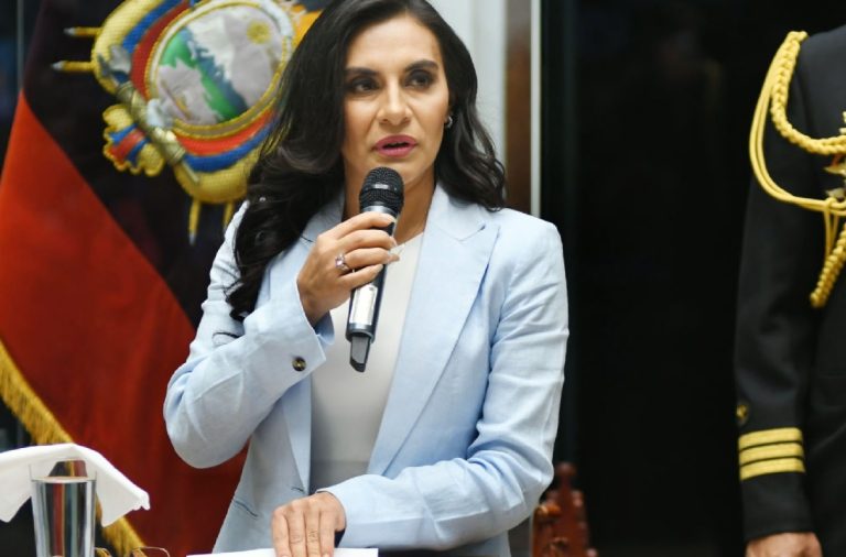 Verónica Abad anunció que este domingo 5 de enero del 2024 asumirá las funciones de presidenta constitucional de la República del Ecuador.