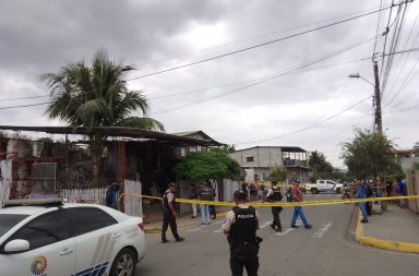 Un adolescente de trece años fue víctima colateral de un atentado en Portoviejo