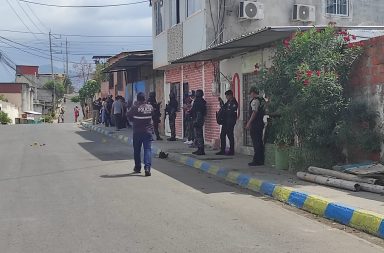 Sicarios atacaron a dos hombres, uno de ellos murió, en Manta