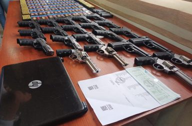 decomisan armas traumáticas en santo domingo