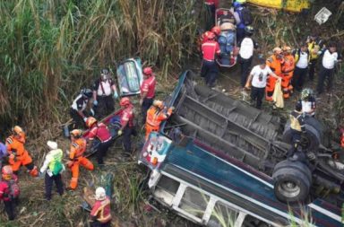 51 muertos en un accidente de autobús en Guatemala