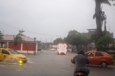 Babahoyo bajo el agua por lluvias