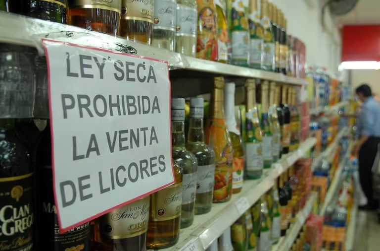 Desde las 12h00 de este viernes 7 de febrero del 2025 inició de manera oficial la Ley Seca en Ecuador a propósito de las elecciones.