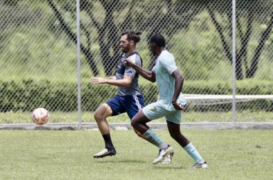 Emelec recuperaría a Ortiz, Castelli y Ruiz para medir a Macará