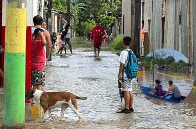 Portoviejo. Emergencia en Calderón por el desbordamiento del río Chico.