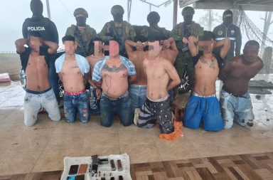 En el cantón Olmedo, provincia de Manabí se realizó un operativo por miembros de las Fuerzas Armadas que dejó un total de nueve detenidos.