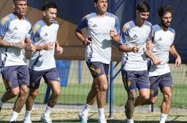 Jugadores de Boca en entrenamiento