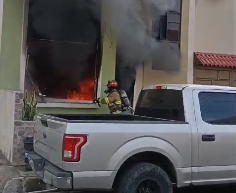 incendio dentro de una vivienda urbanización privada