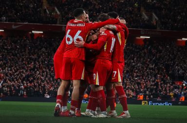 Inglaterra. Liverpool vence 2-0 a Newcastle y amplía su ventaja en la Premier League