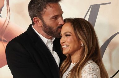 Jennifer López y Ben Affleck están oficialmente divorciados