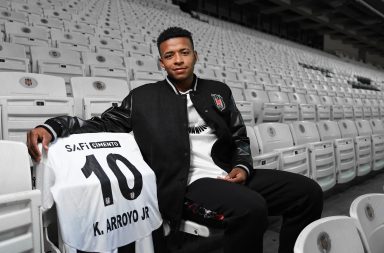 Keny Arroyo firmó con Besiktas y utilizará el 10