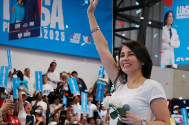 La candidata a la Presidencia de la República Luisa González ofreció una entrevista, donde dio a conocer varias posturas.