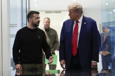 Luego de una reunión entre Donald Trump y Volodimir Zelenski se garantizó el apoyo estadounidense a Ucrania.