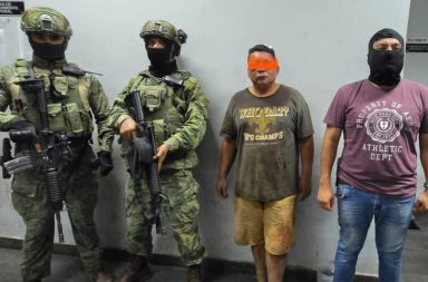 Militares rescataron a funcionarios del MIES que estaban secuestrados en Palenque, Los Ríos.