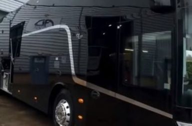 Así es el bus del Newcastle United