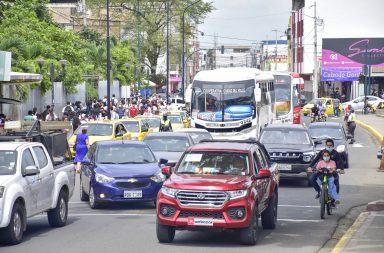 Portoviejo. Estado del tráfico vehicular en el retorno a casa del jueves, 20 de febrero