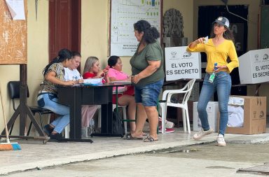 Así se desarrolla el proceso electoral en Rocafuerte, Manabí