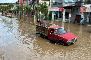 Estos ríos se encuentran desbordados, según la Secretaría Nacional de Gestión de Riesgos