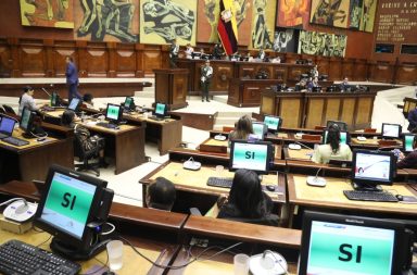 ¿Qué implica el incremento de 137 a 151 asambleístas en Ecuador