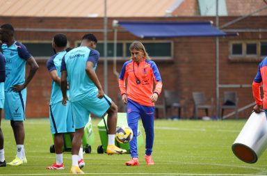 Beccacece analiza el partido ante Chile y defiende su apuesta por los juveniles