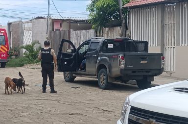 Crónica. Nuevo sicariato en Manta; la víctima se movilizaba en una camioneta