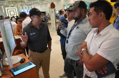 Cultivadores del sector palmero de Ecuador conocieron la innovación tecnológica en el evento Summit Palmero 2025, en Santo Domingo de los Tsáchilas, Ecuador.