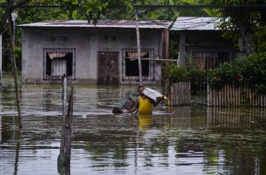 El Instituto Nacional de Meteorología e Hidrología (Inamhi) emitió una advertencia sobre lluvias moderadas y fuertes.