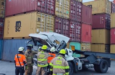 El puerto de Guayaquil se convirtió en el escenario de un accidente que terminó con la vida del conductor de un tráiler.