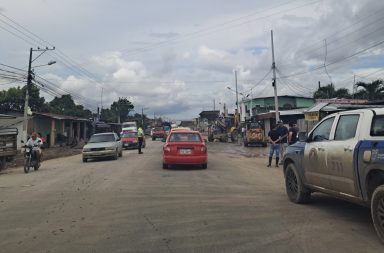 Está habilitado el paso vehicular en la vía Portoviejo-Santa Ana.