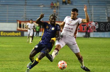 Fútbol. Delfín empata sin goles con el Deportivo Cuenca en el Jocay