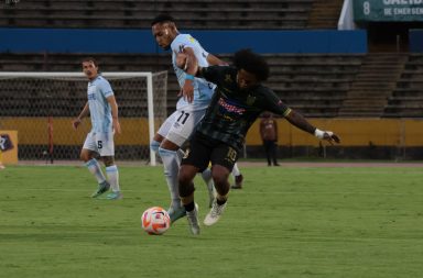 Fútbol. Manta FC cae más en la tabla tras perder por 3-0 ante la U. Católica