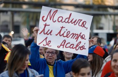 Internacional. Opositores venezolanos cumplen un año refugiados en la Embajada argentina