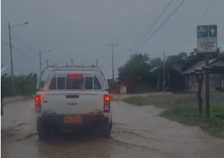 Inundaciones en la vía Portoviejo, Rocafuerte, Chone