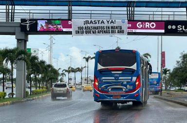 Manta. Pancartas con protesta por el número de asesinatos aparecen en varios sectores del cantón