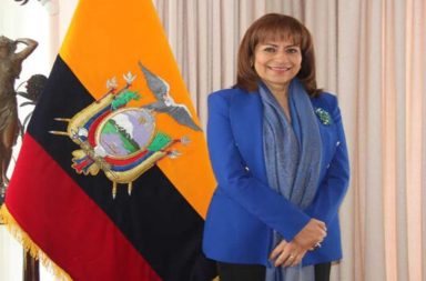 Noboa acepta la renuncia de la embajadora de Ecuador en Bolivia.