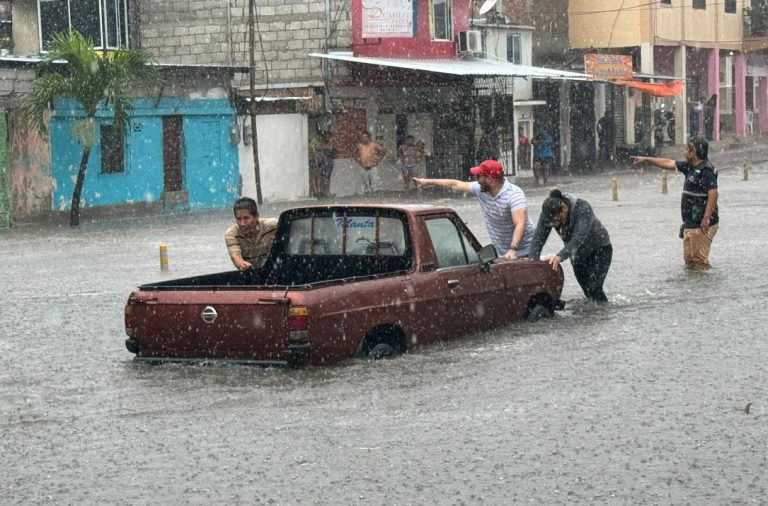 Para este miércoles 5 de marzo de 2025, Ecuador se enfrenta a fuertes lluvias y tormentas eléctricas en varias regiones.