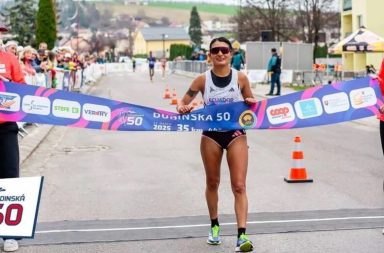 Paula Torres triunfa en Eslovaquia y asegura cupo en Mundial 2025