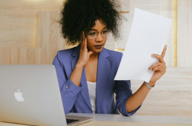 Tres de cada diez mujeres ocupan cargos directivos.