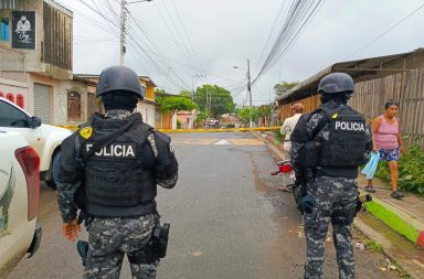 heridos de bala barrio Santa Ana Manta barbería